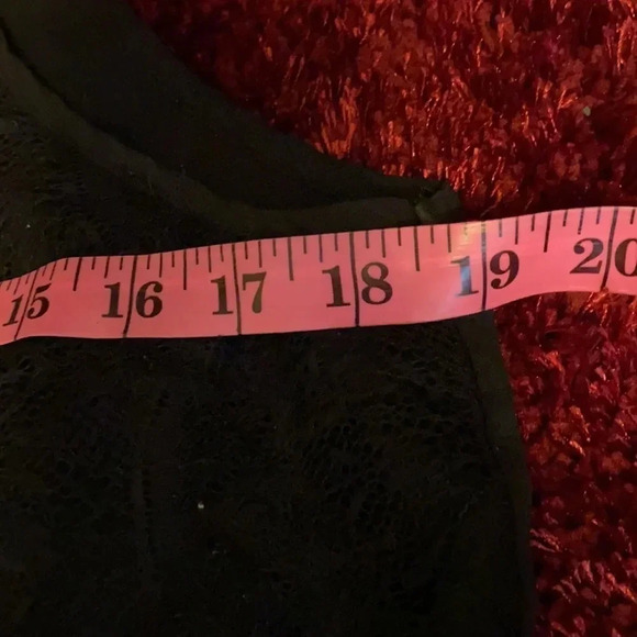 Vero Moda black  sheer lace sleeveless peplum blouse Sz 42 - Picture 5 of 9